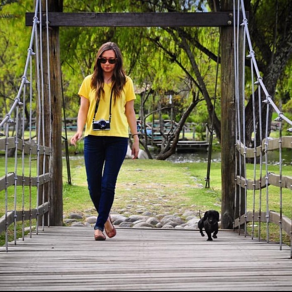 Meet your Posher, Kelly - Picture 1 of 3